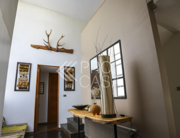 2025-10-10 13_23_59-WhatsApp