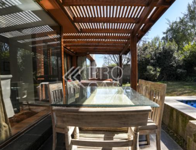 2025-10-10 13_25_00-WhatsApp